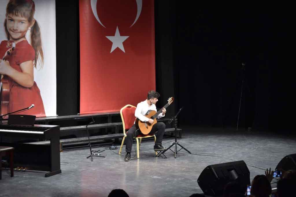 İstanbul gitar dersi